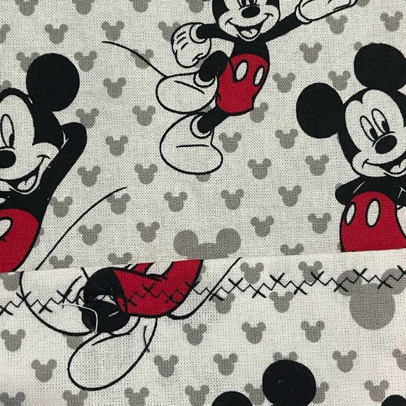 Children’s Apron - Picture 3 of 3